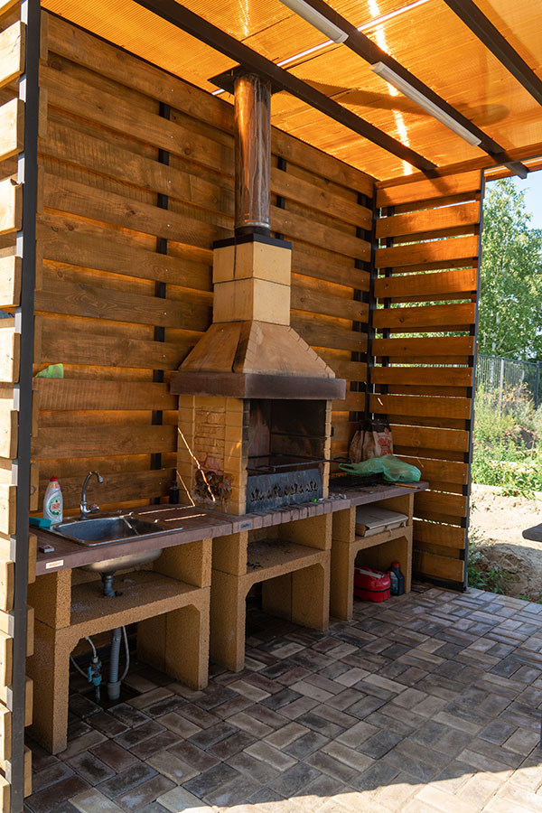 Беседка с мангалом / BBQ - База отдыха «Престиж» (фото 4)