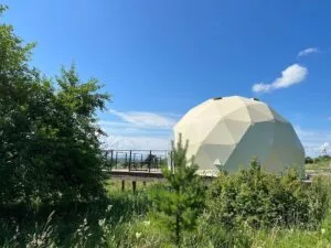 Купол с панорамным окном и террасой, 4 одинаковых купола до 3 гостей