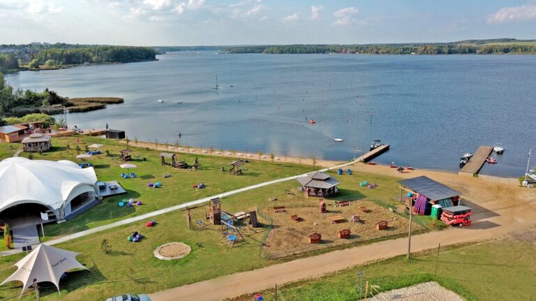 Загородный клуб Sunset Beach на Икшинском водохранилище