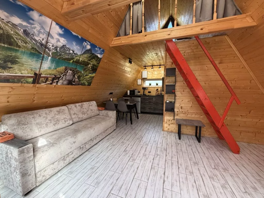 A-frame Red для семейного отдыха в Лесогорье (фото 2)