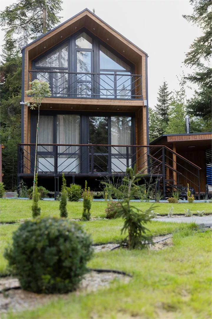 Двухэтажная вилла Villa Forest у бассейна с подогревом до 5 гостей