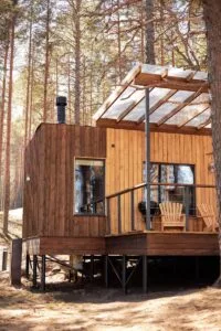 Глэмпинг-студия 42 м² с камином на первой линии Сямозера до 4 гостей