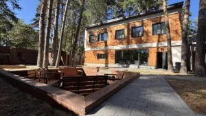 Серый лофт: коттедж 155 м² с баней и чаном в Стригинском бору, до 6 гостей
