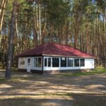 Парк семейного отдыха Андреевский в Андреевском, общий вид: закрытая зимняя беседка