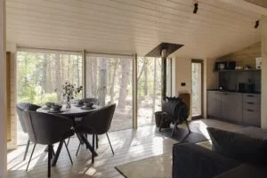 Дом WOOD CHALET 43 м² с камином и большой спальней до 4 гостей