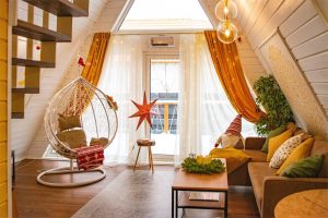 A-frame домик «Осень» в золотых тонах с кухней и тёплыми полами на 5 гостей