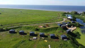 Глэмпинг «Бухта» в Лаишево на берегу Камы