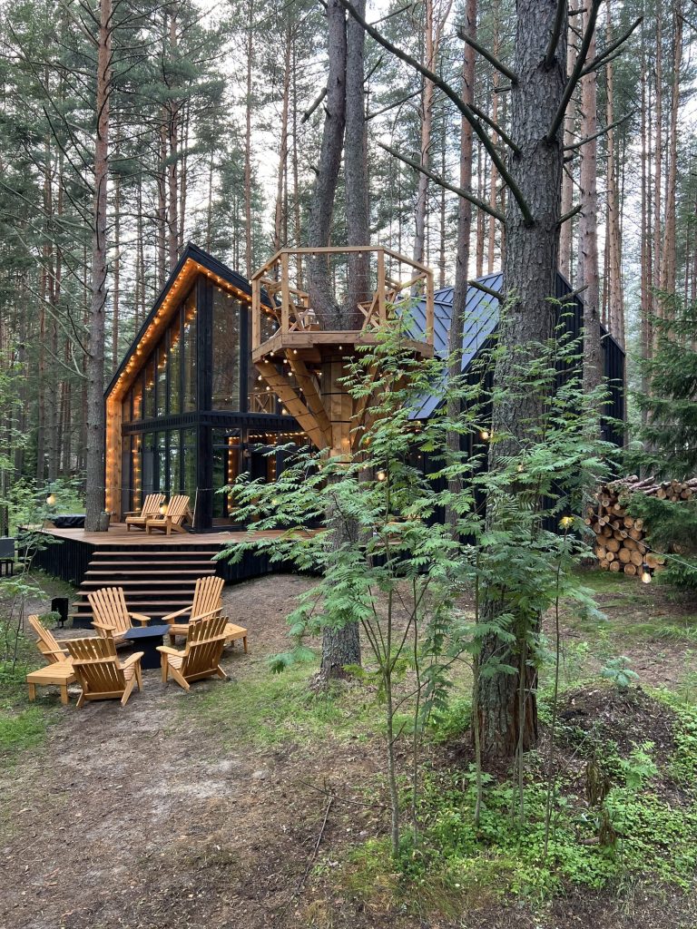 Дом «Архитектора» с террасой на дереве и телескопом на 9 гостей - The Lagom Лосево (фото 3)