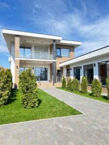 Коттедж «Престиж» 250 м² с бассейном и сауной, до 15 гостей