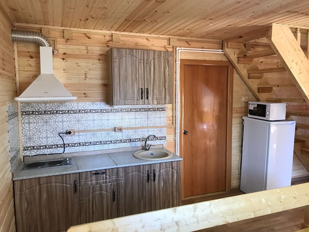 Шале с треугольным фронтоном и балконом на горы до 9 гостей, База отдыха «4 сезона» в Архызе: кухня