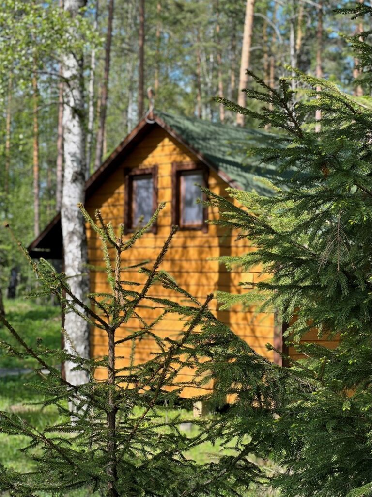 3 одинаковых дома с тремя спальнями и сауной, до 8 гостей