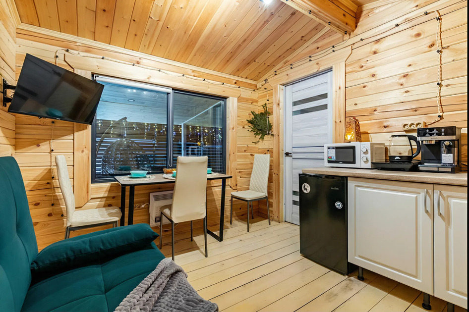 Шале 60 м² с террасой 20 м² до 6 гостей: кухня-гостиная