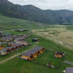 База отдыха Счастье в горах в Акташе, общий вид: долина с высоты