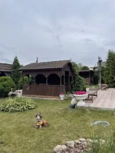 Беседки в саду у бассейна на 6, 10 и 15 человек