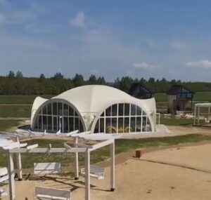 Шатёр 310 м² на берегу Камы для банкета до 120 гостей
