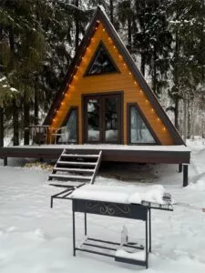 Панорамный А-фрейм с террасой и мангалом, до 4 гостей