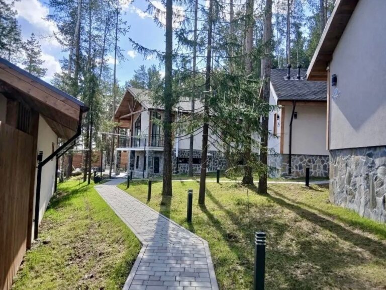 Загородный комплекс «Исетское городище» в посёлке Исеть
