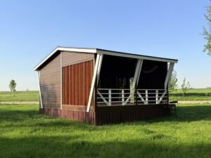 Две тёплые веранды с панорамным остеклением у Волги до 20 человек