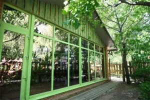 Беседка «Сказка» с детским двором у пляжа до 30 человек