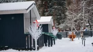 Одноэтажный коттедж с кухней и своим мангалом у бассейна до 4 гостей