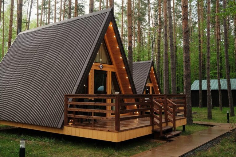 Дом A-frame в сосновом лесу с доступом к термам до 4 гостей