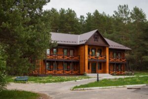 Двухэтажный Гостевой дом №2 с камином и обеденным залом, до 20 гостей