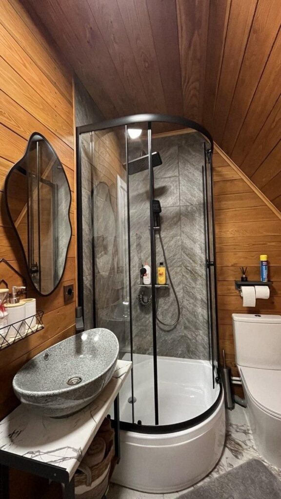 Большой New A-Frame 84 м² с фурако на террасе до 8 гостей, Деревня VOKSI в Черноисточинске: санузел