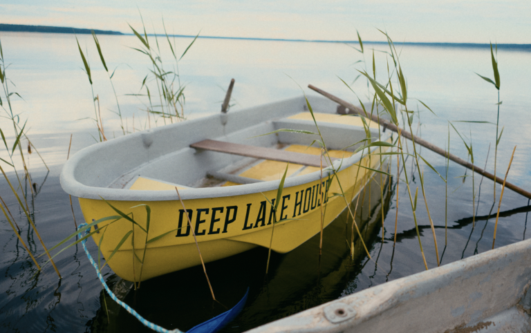 Deep Lake House