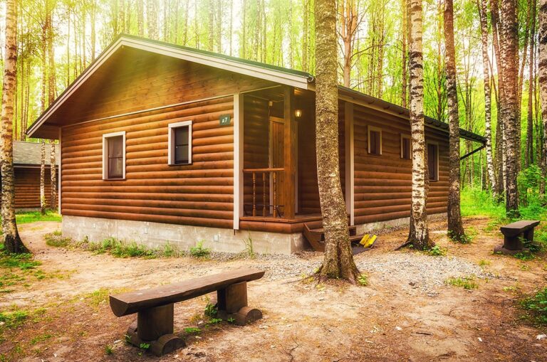 Одноэтажный коттедж №7 с двумя санузлами до 10 гостей