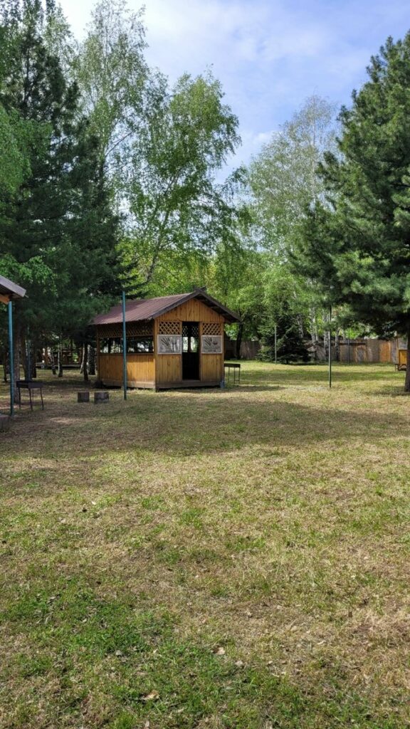 Гриль-парк «БеседкинЪ» в парке «Эдельвейс»