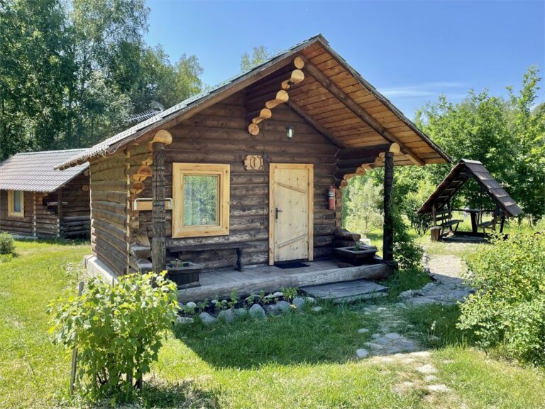 Сосновая «Изба мастера» с росписью до 3 гостей