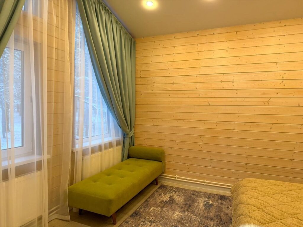 Дом «Скандинавия» 100 м² с мангальной зоной до 6 гостей: вторая спальня