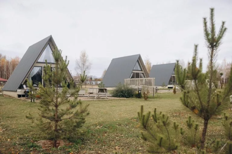 Эко-отель «Лесополье»: A-frame домики у Озёр