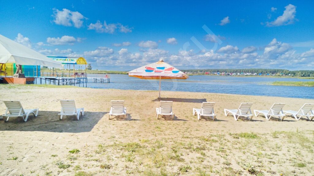 База отдыха «Усть-Алеус» на Обском море