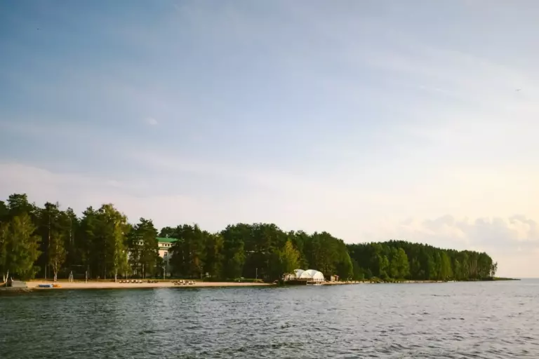 База отдыха «Акватория» на Горьковском море