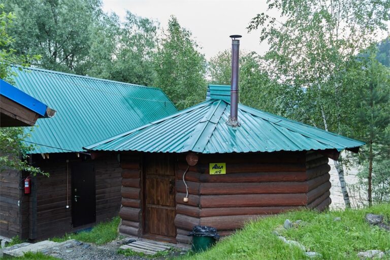 Малый алтайский аил с печью до 3 гостей