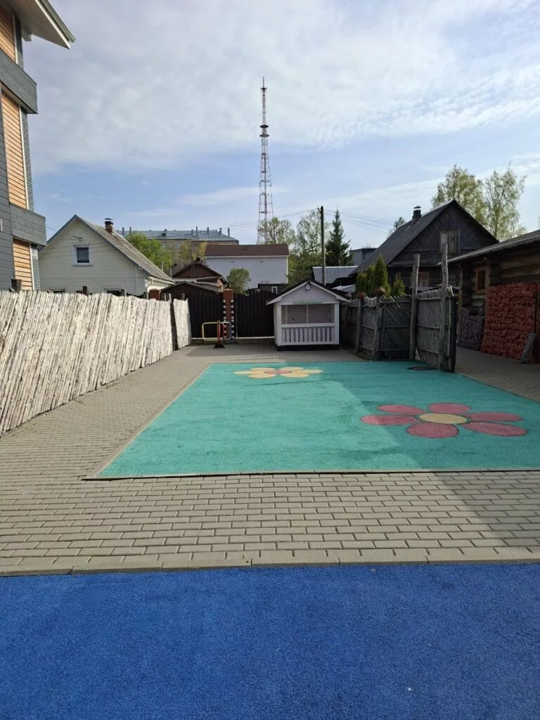 «Избушка-Гриль» на Перевалке в Петрозаводске