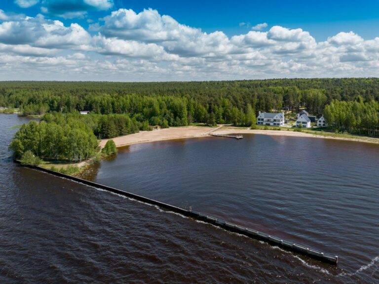 Парк-отель Green Land на Горьковском море