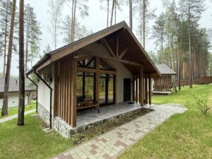 Дом-студия 35 м² с террасой в сосновом лесу до 4 гостей (таких два)
