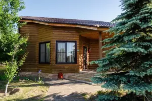 Двухэтажный коттедж LUX 151 м² с четырьмя спальнями до 8 гостей