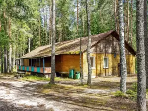 Дом 8 на 24 человека с двумя входами
