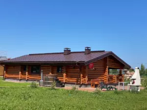 Бревенчатый коттедж с баней и кедровой купелью до 6 гостей