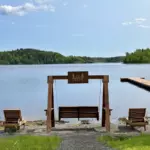 База Луото на Ладоге у Микли, общий вид: арка у воды