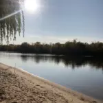 Турбаза Робинзон - Eco Village в Энгельсе, общий вид: песчаный пляж