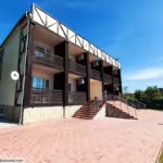 База отдыха Подсолнух в Сабуровке, общий вид: зимний корпус