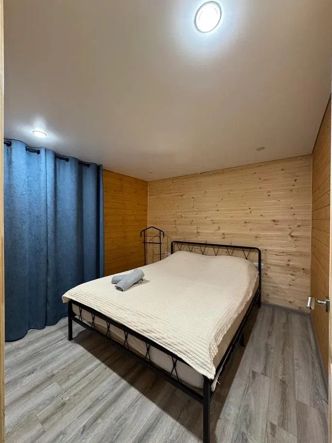 A-Frame №7 «Loft» с сауной и гидромассажной купелью до 9 гостей: спальня