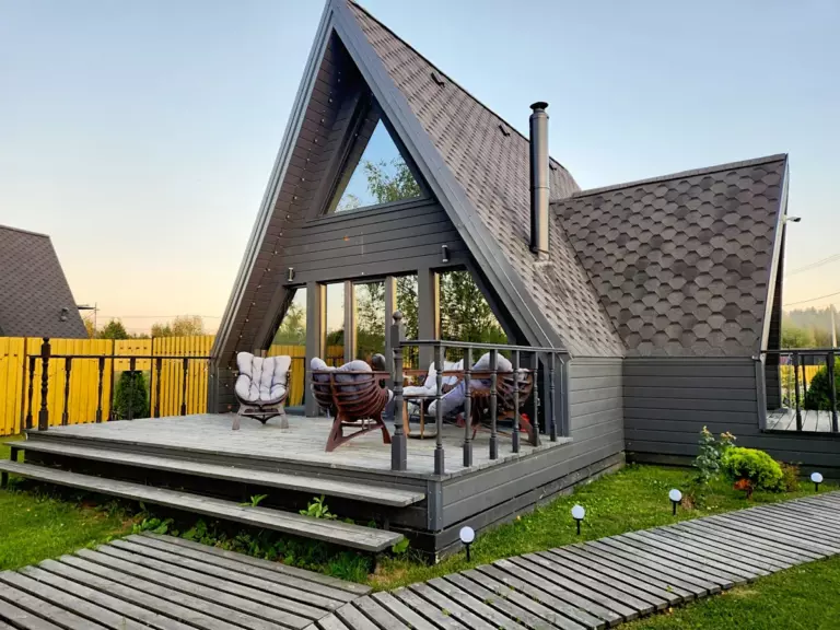 Дом Luxe A-frame 65 м² с камином и двумя спальнями до 6 гостей