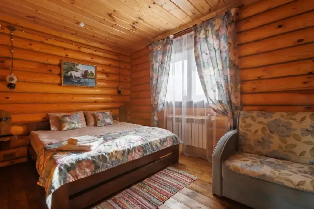 Двухэтажный «Барский» дом 250 м² с баней и бассейном до 12 гостей: спальня
