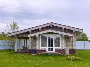 Одноэтажный дом 65 м² с камином, спальней и кухней-гостиной до 4 гостей