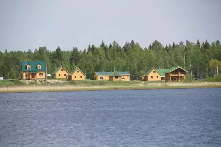 База отдыха Hunter Paradise на озере Яшезеро